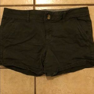 AE shorts size 10